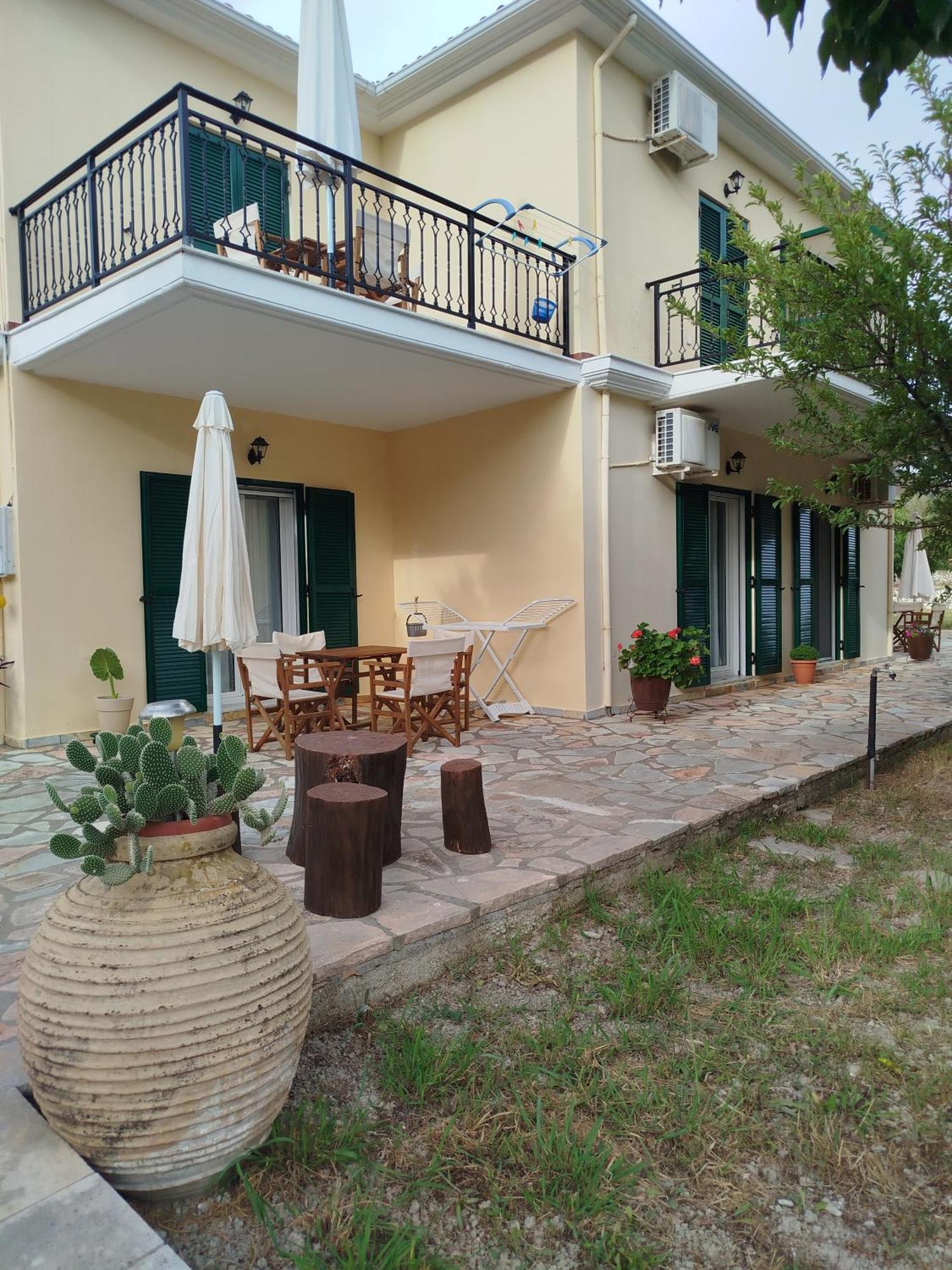 Riverside Αpartments Vasilikí Extérieur photo